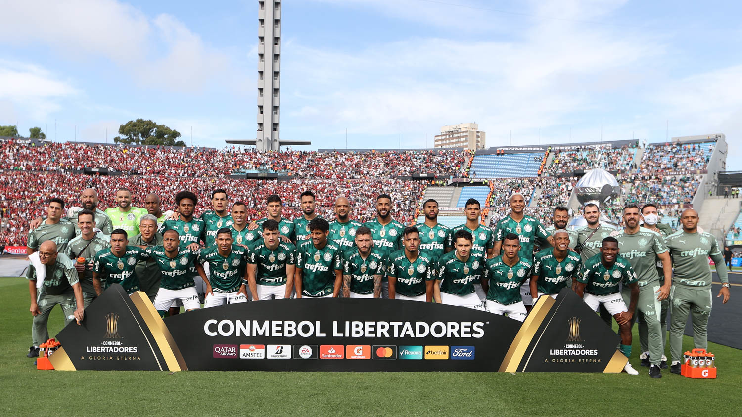 Deyverson marca na prorrogação, e o Palmeiras é campeão da Libertadores