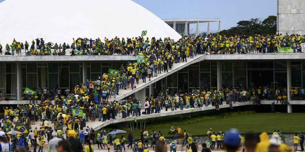 8 de janeiro: MPF arquiva investigações contra Ibaneis e Torres